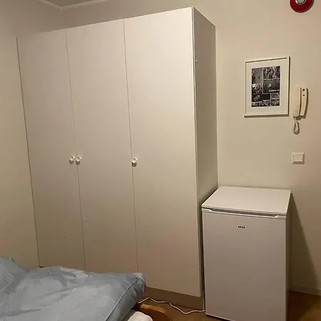 By The Sea. Hybel/room In South Of Troms Apartment Tromso