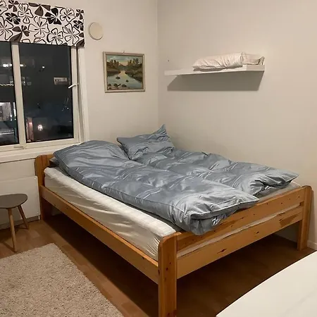 By The Sea. Hybel/room In South Of Troms * Tromso